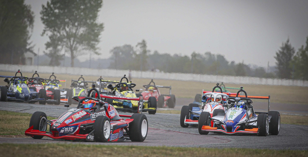 Manu Borgert finalizó 6° en la primera carrera que la Fórmula 3 Metropolitana disputó el sábado