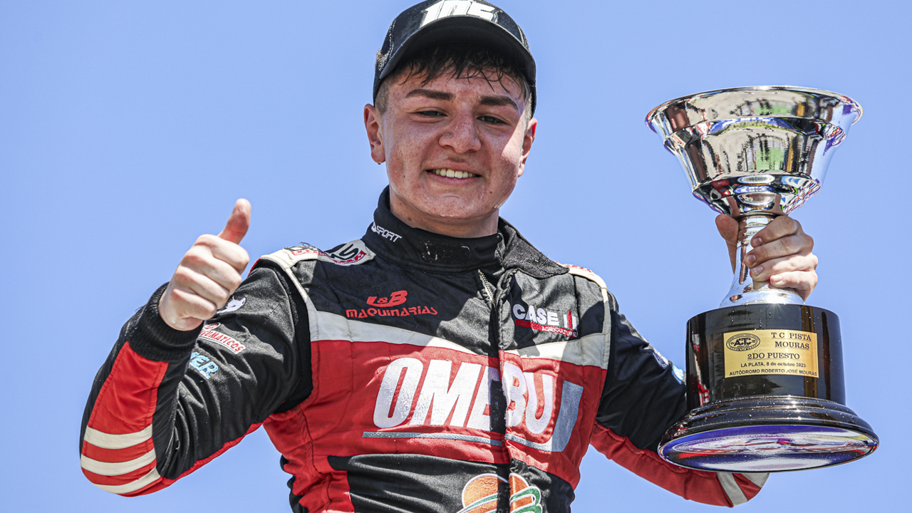 El piloto entrerriano disputó la carrera de la decimocuarta fecha del campeonato finalizando 2°,