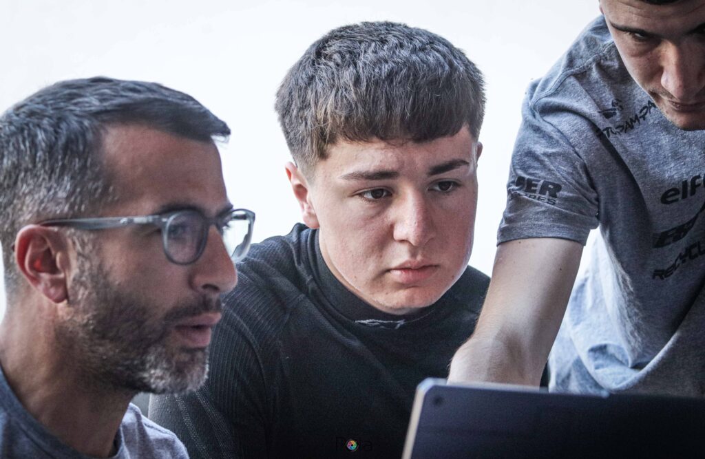 Manu Borgert arrancó dominando los entrenamientos del TC Pista Mouras en La Plata